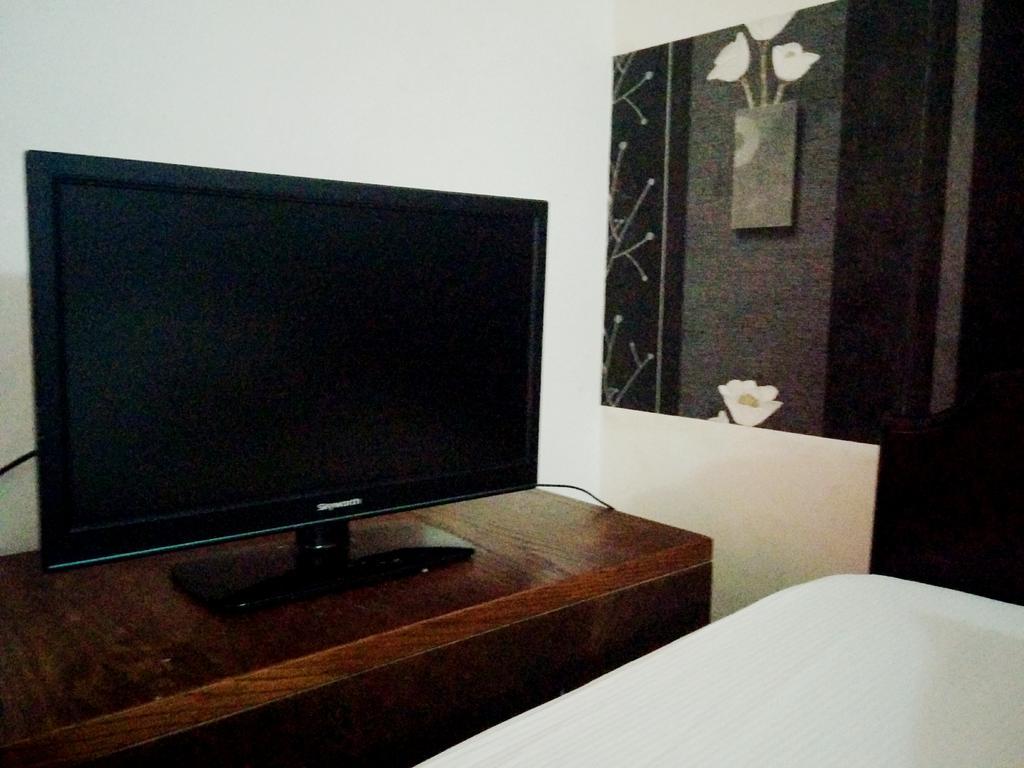 Villa Two Residence Dehiwala-Mount Lavinia Екстериор снимка