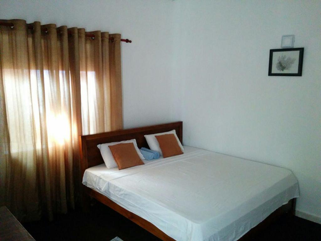 Villa Two Residence Dehiwala-Mount Lavinia Екстериор снимка