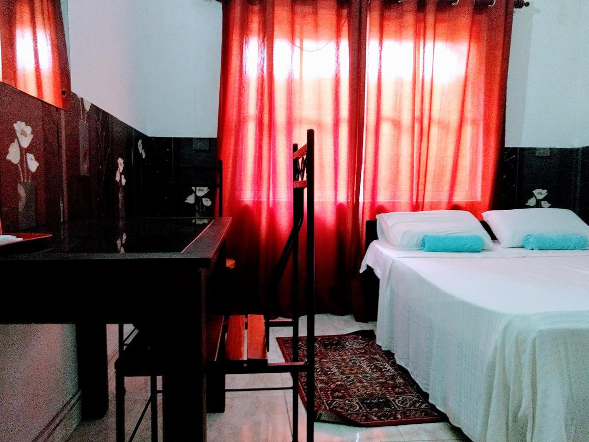 Villa Two Residence Dehiwala-Mount Lavinia Екстериор снимка