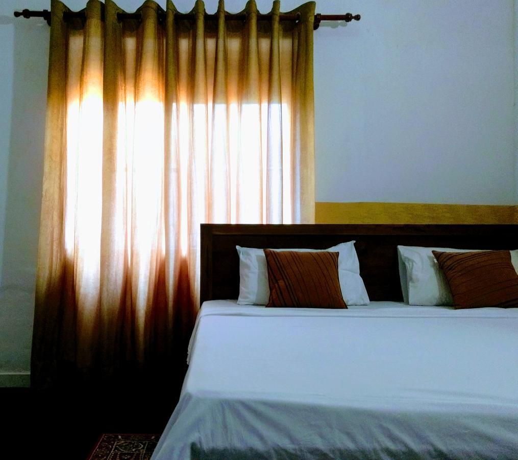 Villa Two Residence Dehiwala-Mount Lavinia Екстериор снимка